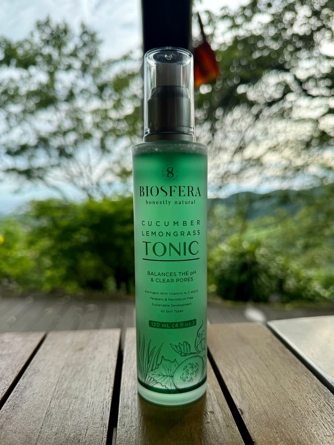 Customer photo review of Cucumber Lemongrass Face Tonic
