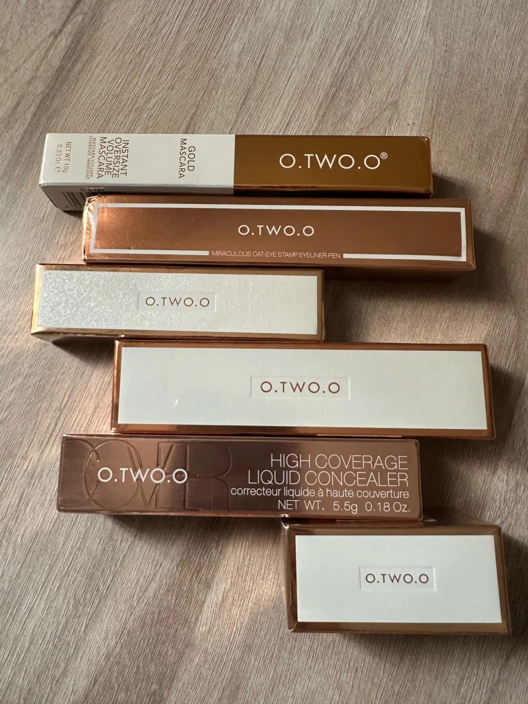 Customer photo review of O.TWO.O 3D INSTANT OVERSIZE VOLUME LENGTHENING MASCARA