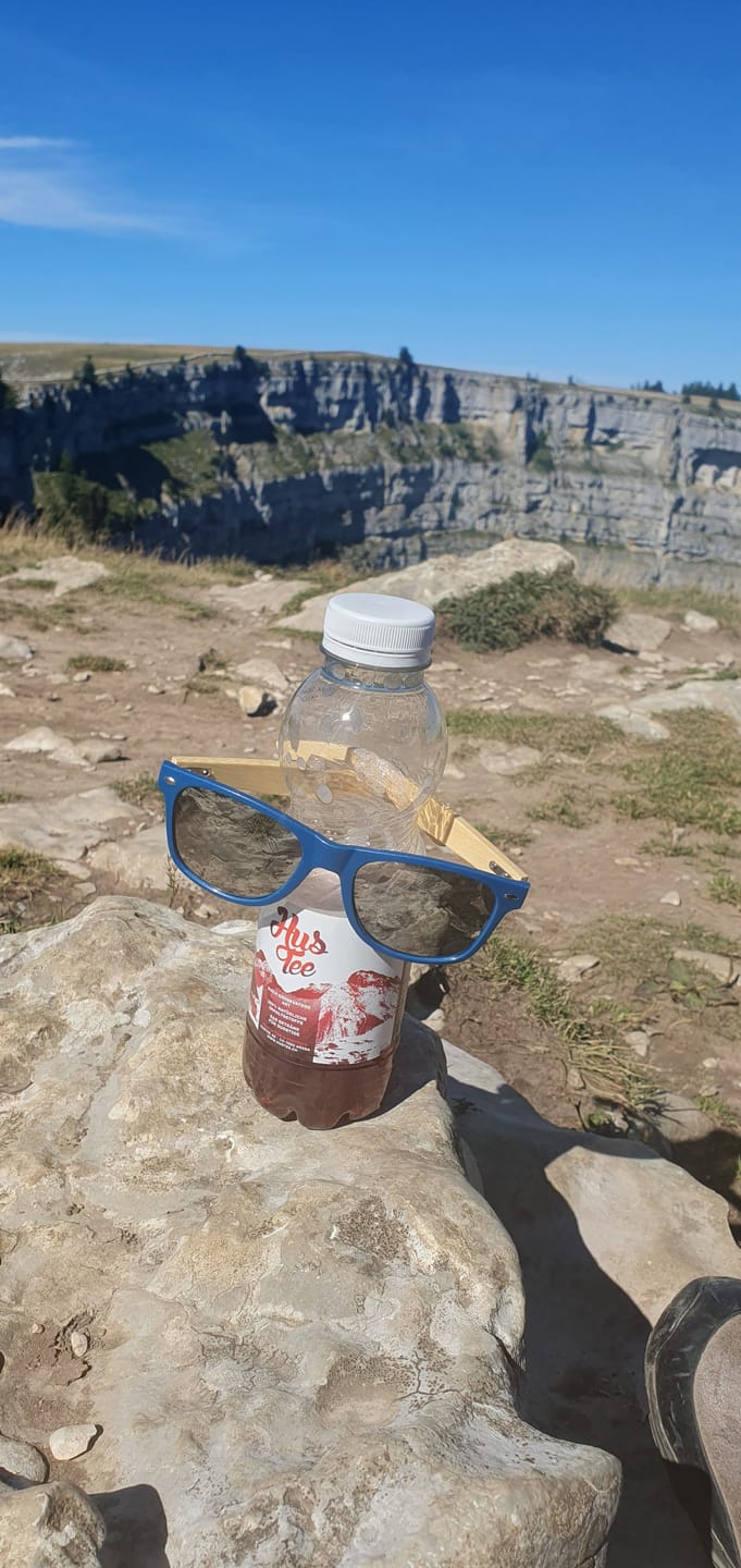 Customer photo review of Hustee 5dl Karton à 24Stk. (CHF 1.80 pro Flasche)