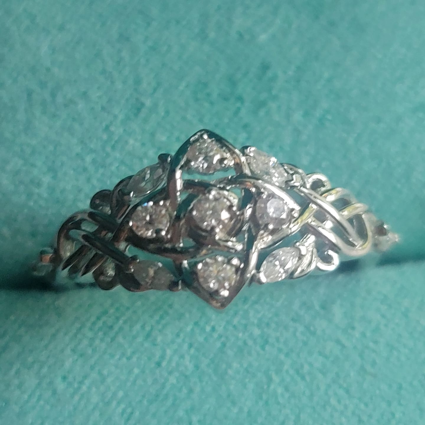Customer photo review of Celtic Knot Moissanite Cluster Engagement Ring