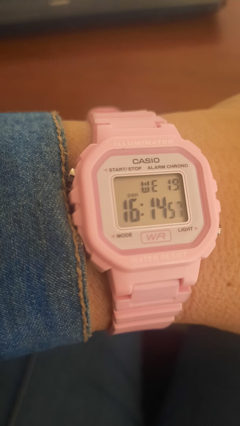 Customer photo review of Reloj Casio Vintage LA-20WH-4A1DF Rosado