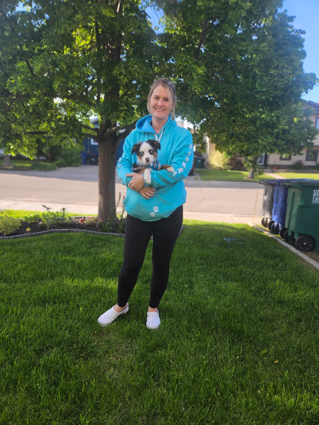 Customer photo review of Muskoka Pooch Adult Pet Hoodie