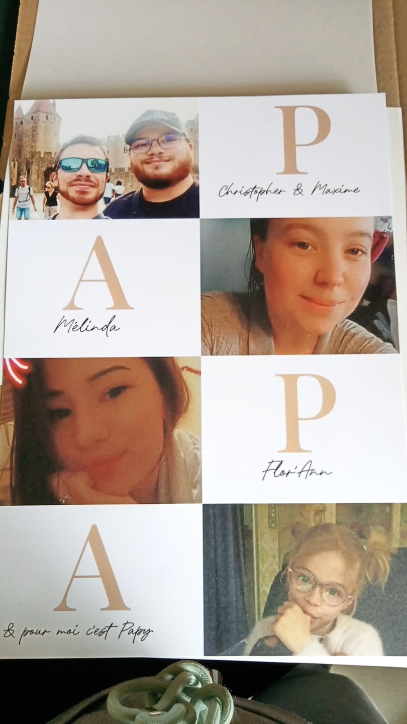 Customer photo review of Papa Lettres - Affiche personnalisée