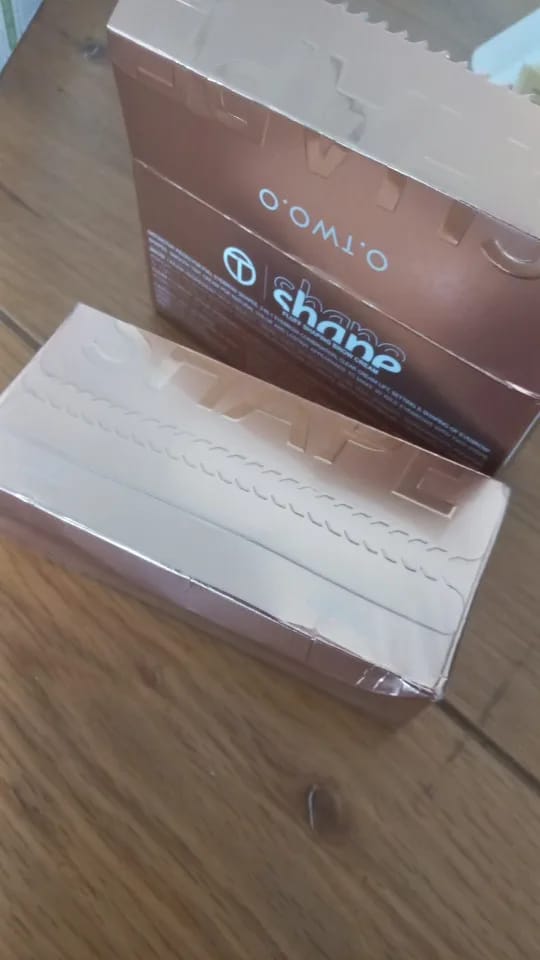Customer photo review of O.TWO.O FLUFF SHAPING BROW WAX AND BROW CREAM