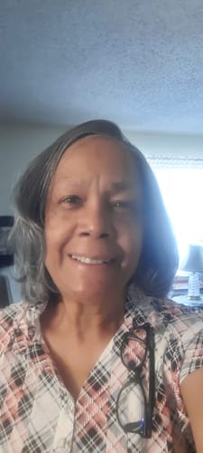 Customer photo review of Luvwin 5x5 Salt And Pepper Glueless Gray Color Pre-Cut Lace Layered Cut Straight Bob Wig 100% Human Hair