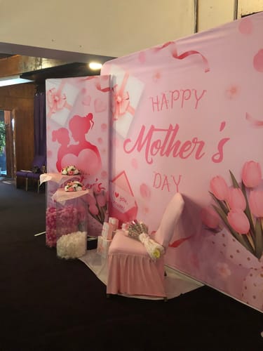 Customer photo review of 8x7.5ft Double-sided Tension Fabric Pillow Backdrop Cover and Stand