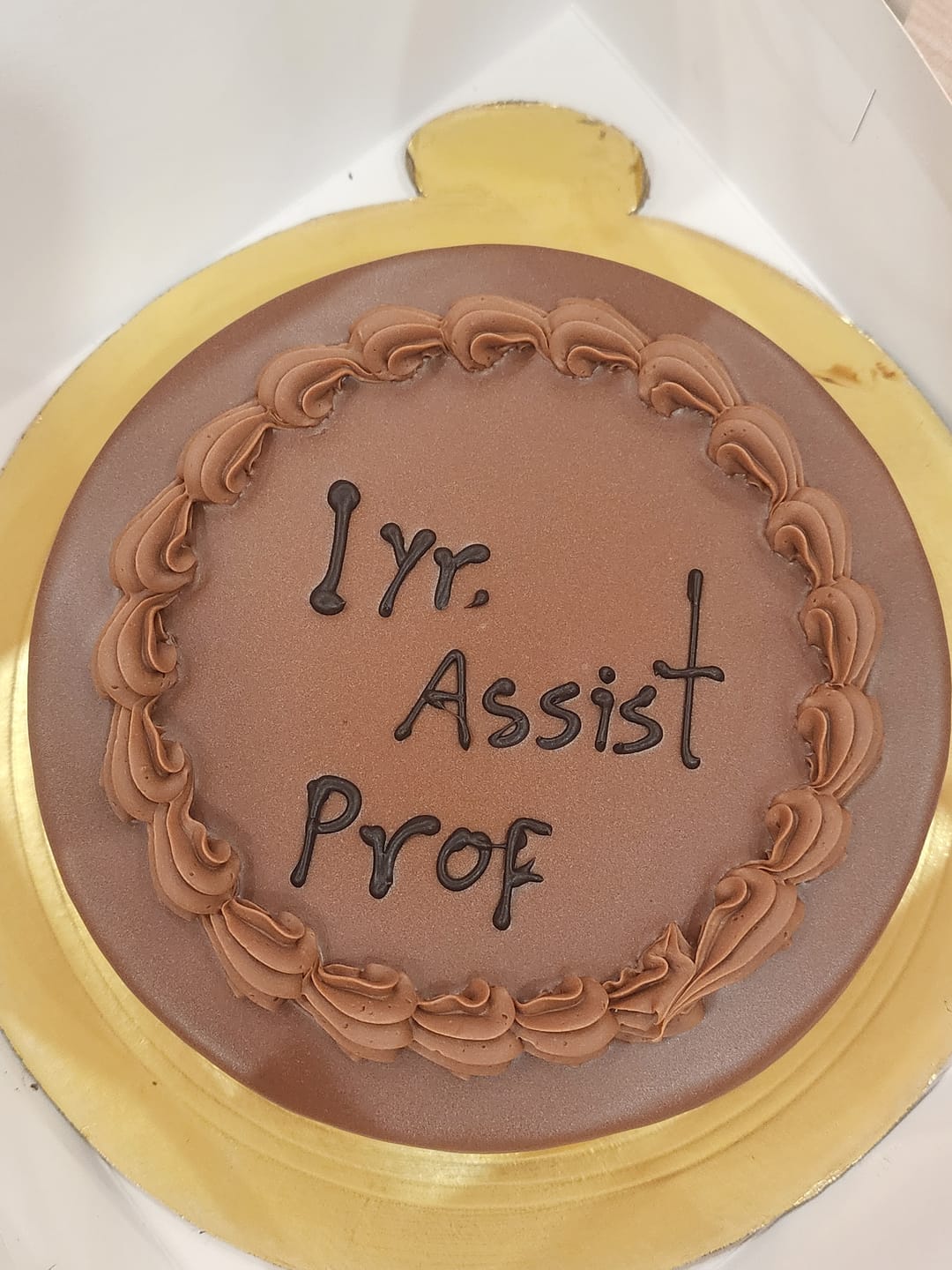 Customer photo review of Classical Dairy Milk Cake