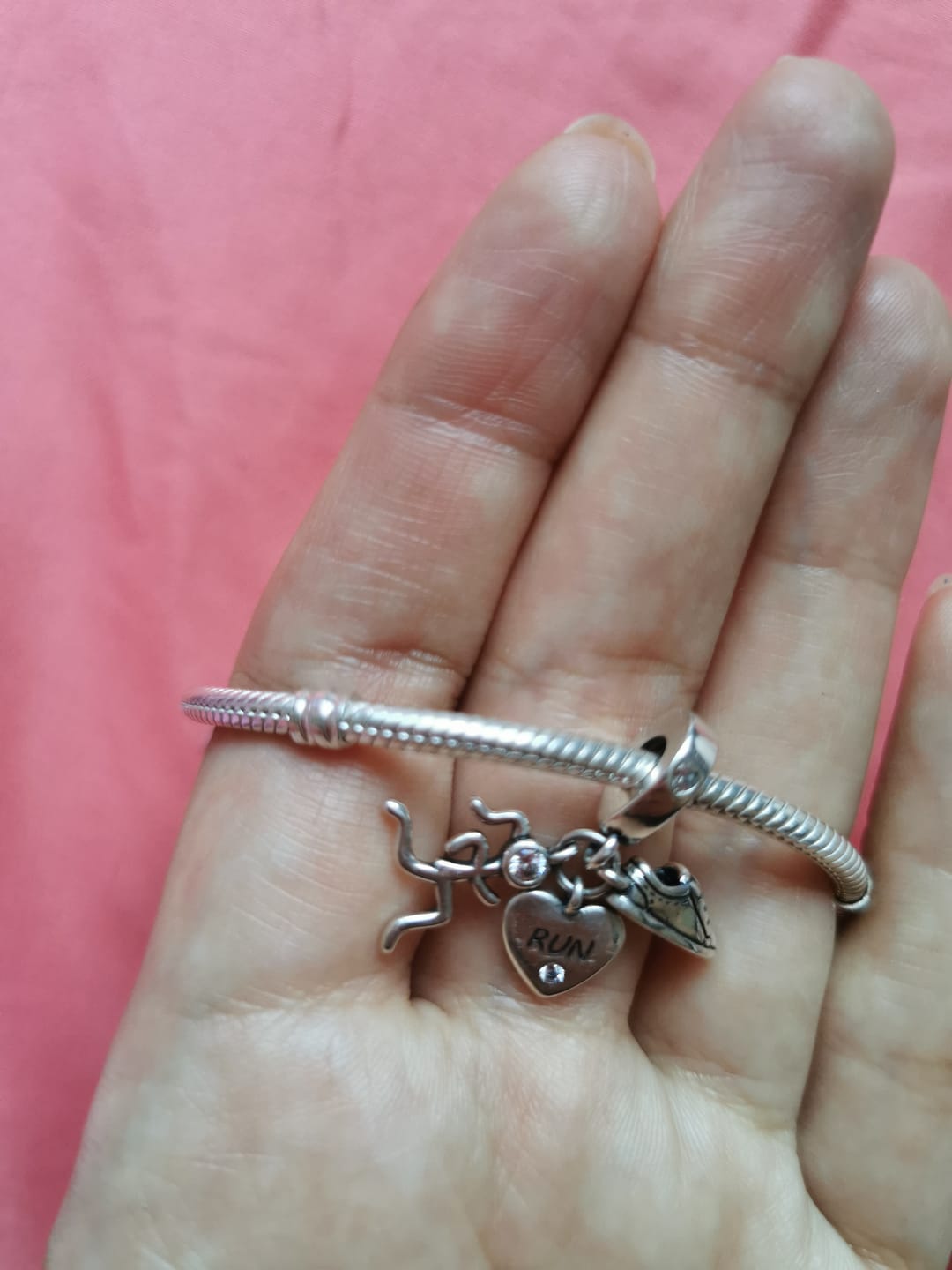 Customer photo review of Charm Run "Pasion Veloz"
