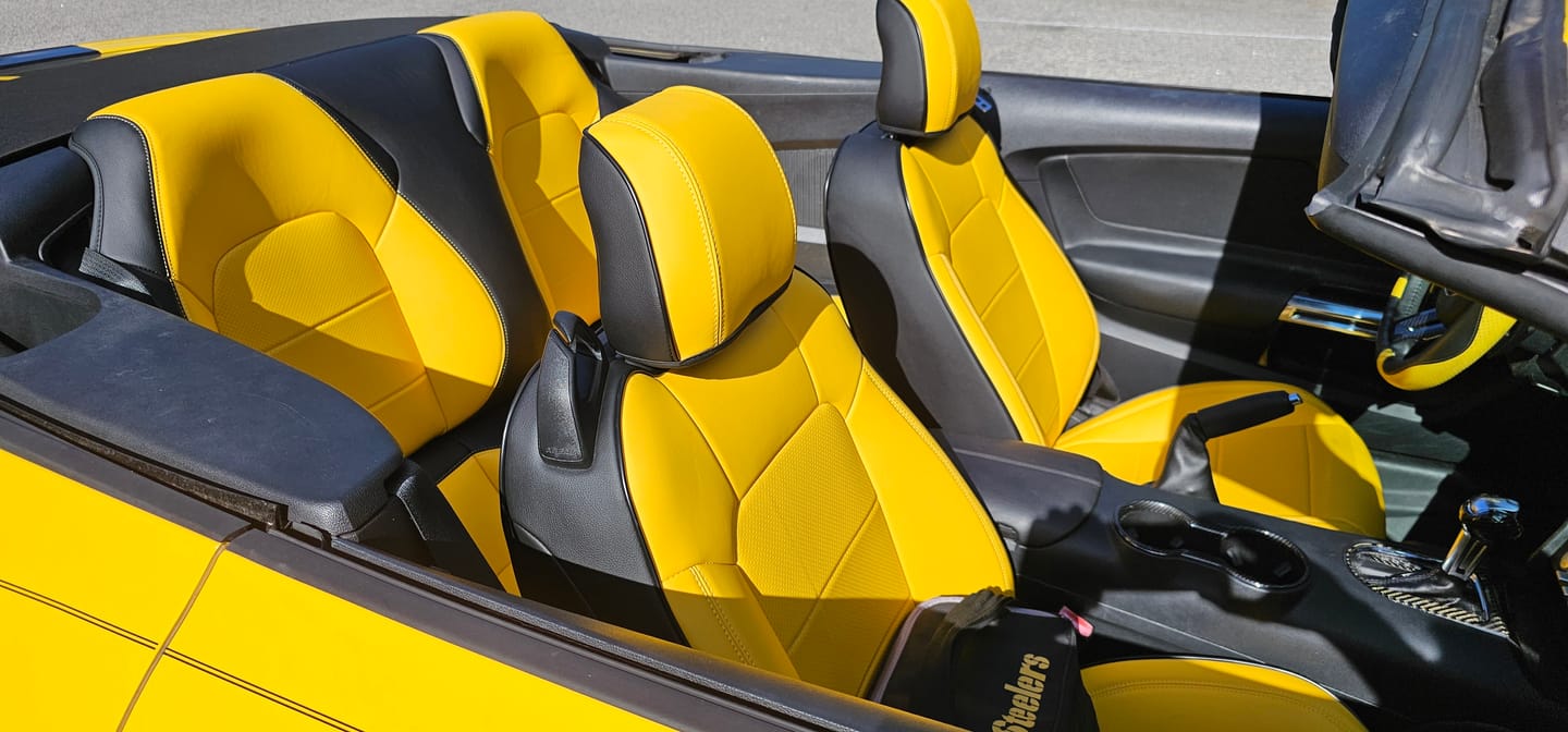 Customer photo review of 2015+ Ford Mustang Convertible Custom Leather Seat Covers