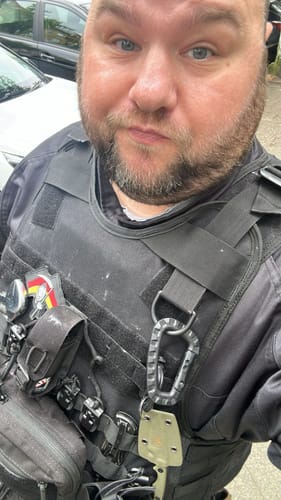 Customer photo review of SHIELD Germany Einsatzweste ALPHA - Schwarz SK1 bis SK4