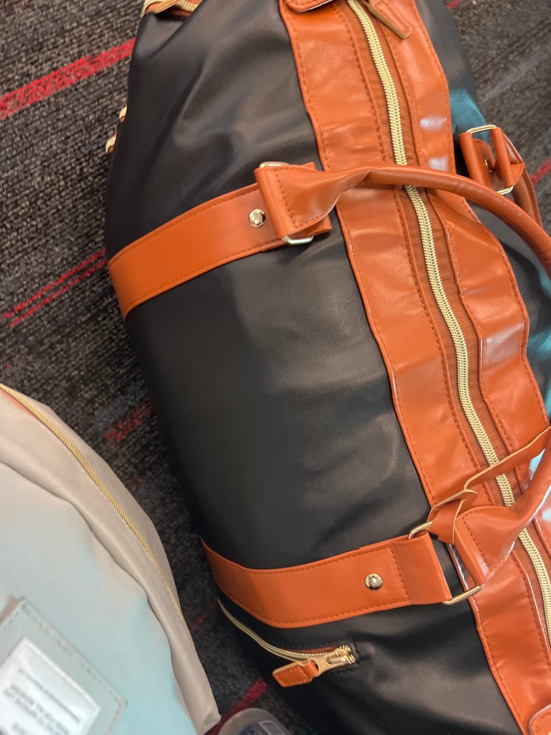 Customer photo review of LUUX BAGS