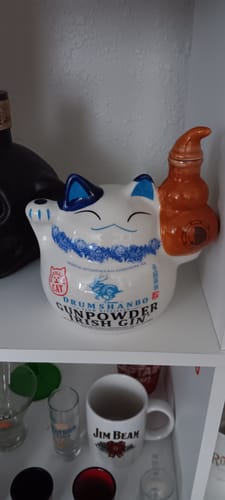 Customer photo review of Drumshanbo Gunpowder Irish Gin Ceramic Cat
