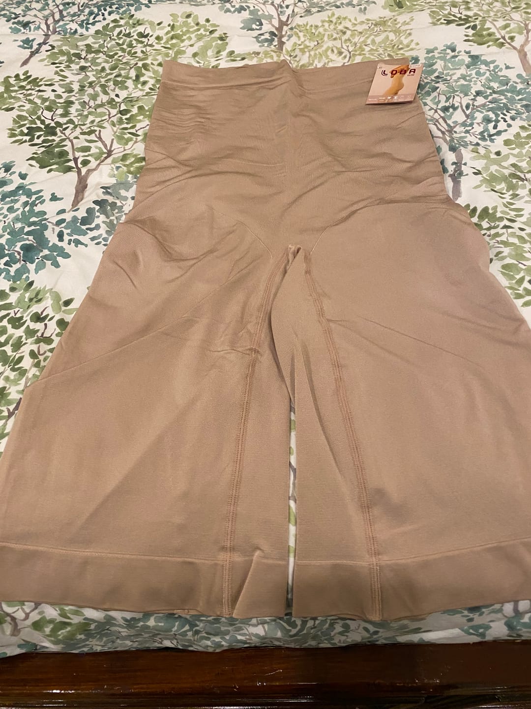 Customer photo review of Slim Compression Waist Sculpting Invisible Bermuda