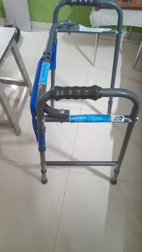Customer photo review of Medipedic Walker Plain with Single Bar | Mild Steel | Foldable | Adjustable Height | Light Weight | Premium Grade Rubber Shoes & PVC Grip (Grey)