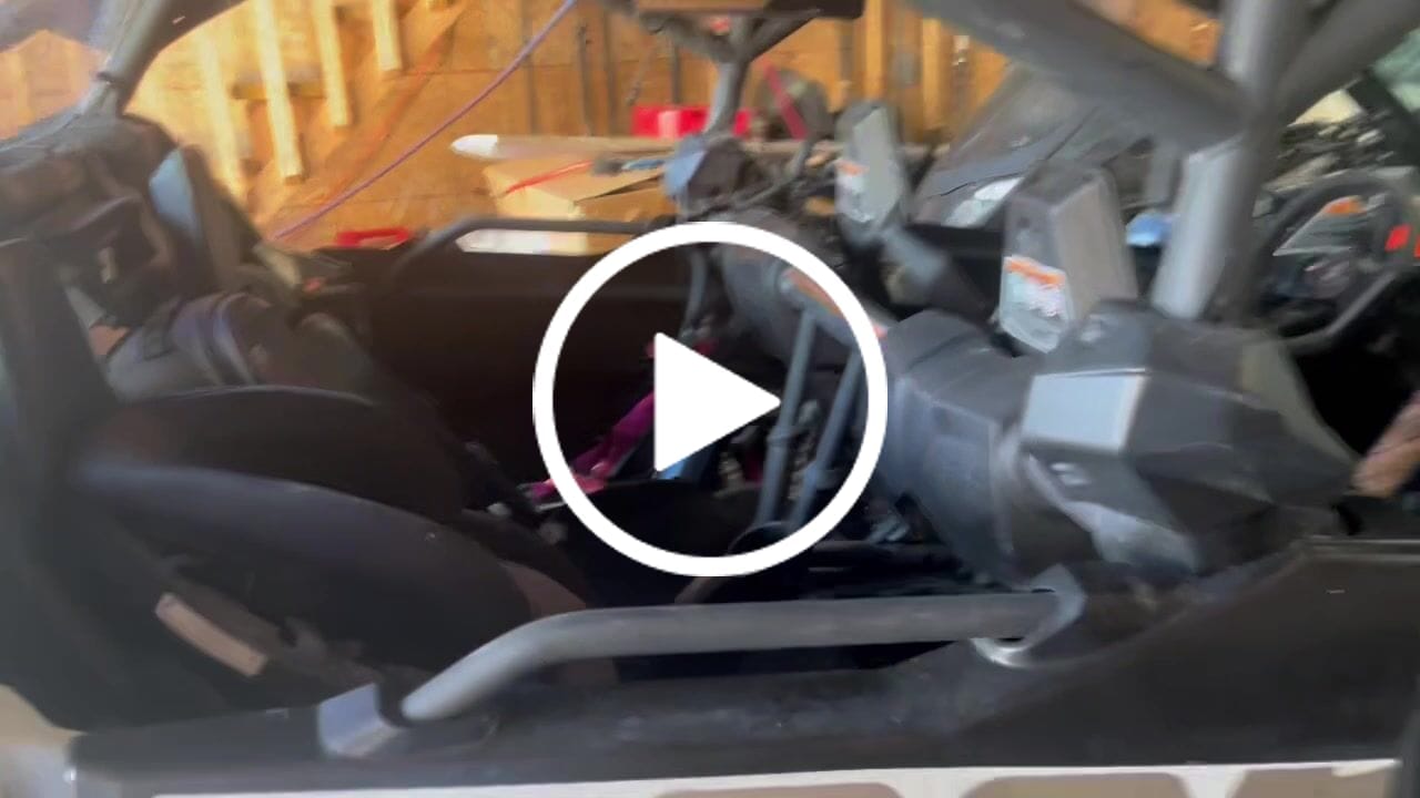 Customer video review of Universal Phone Holder for 0.6-1.25"/1.5-1.75" Roll Bar