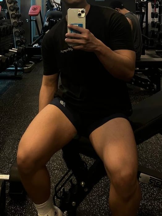 Customer photo review of 414 Signature Tees