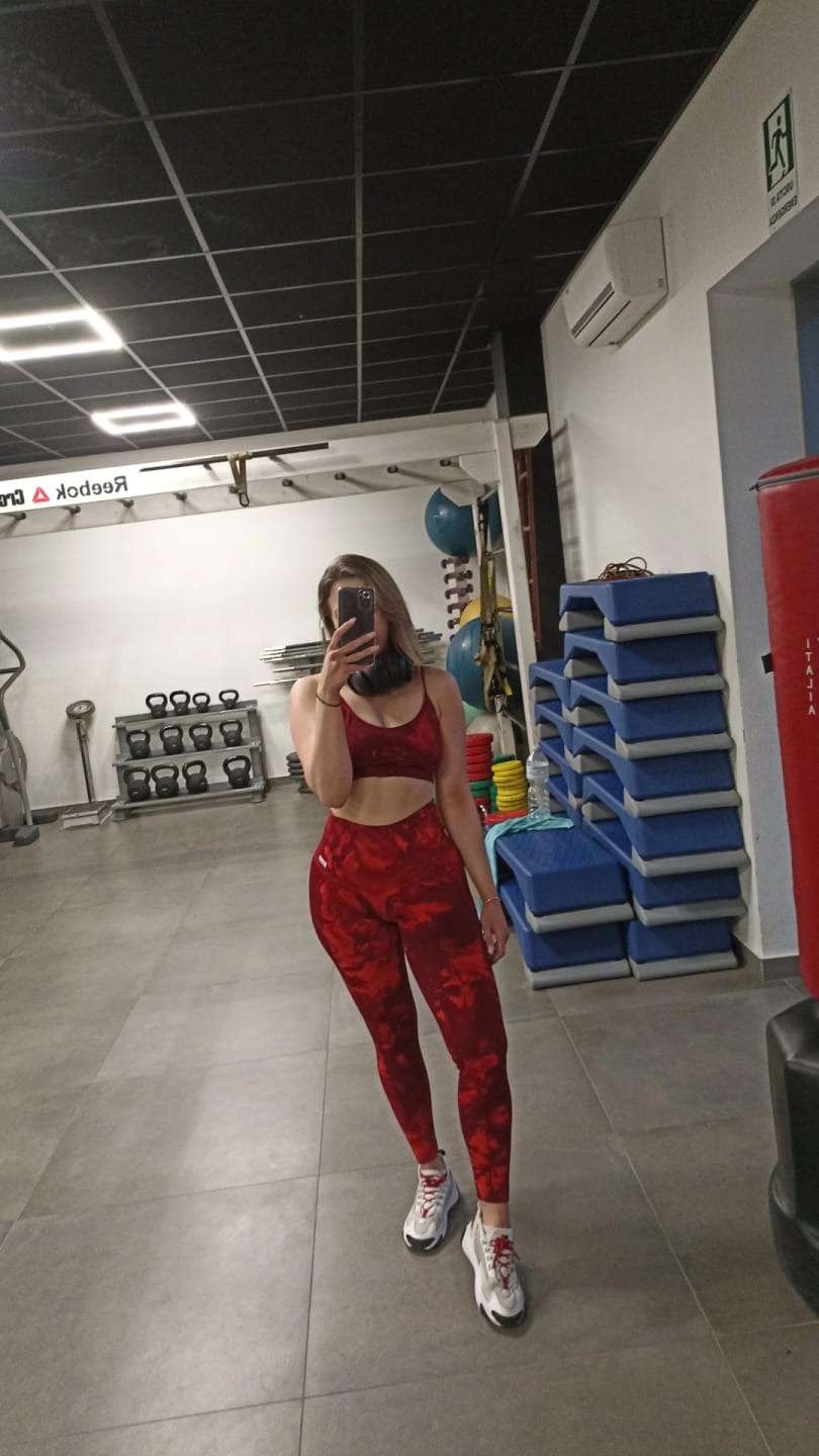 Customer photo review of Leggings Maltinto Rosso Inferno