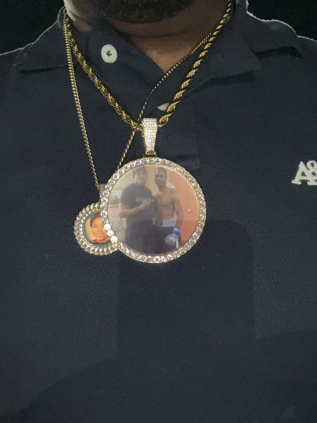 Customer photo review of XL Circle Photo Necklace