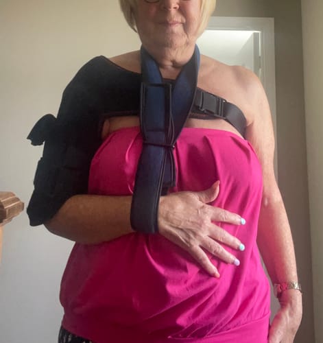 Customer photo review of Essence - Deep black