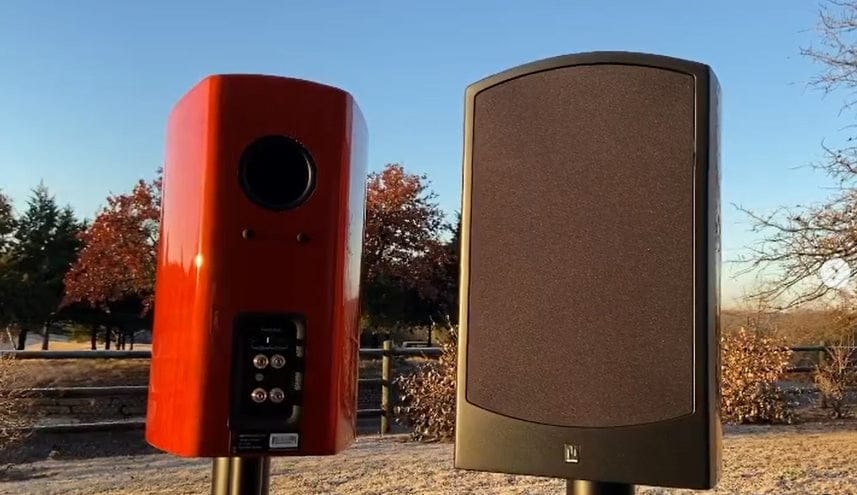 Customer photo review of Verus V5B 2-Way 5.25" Bookshelf Speaker Pair