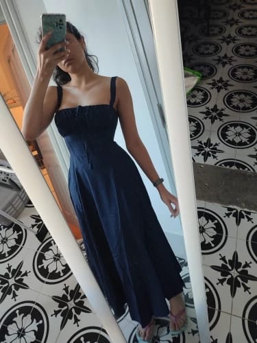 Customer photo review of DELILAH MIDI DRESS