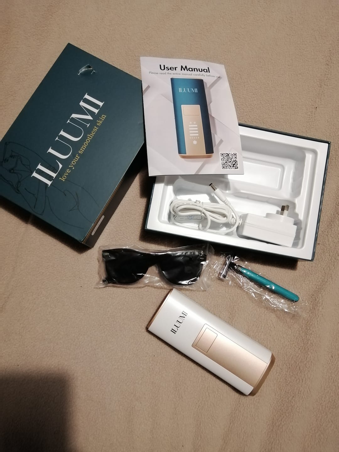Customer photo review of Iluumi IPL Hair Removal Handset