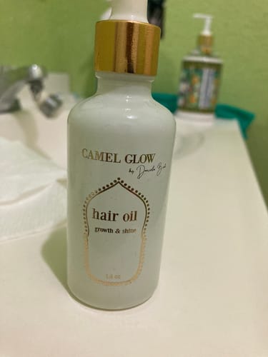 Customer photo review of Nourish & Shine Hair Oil