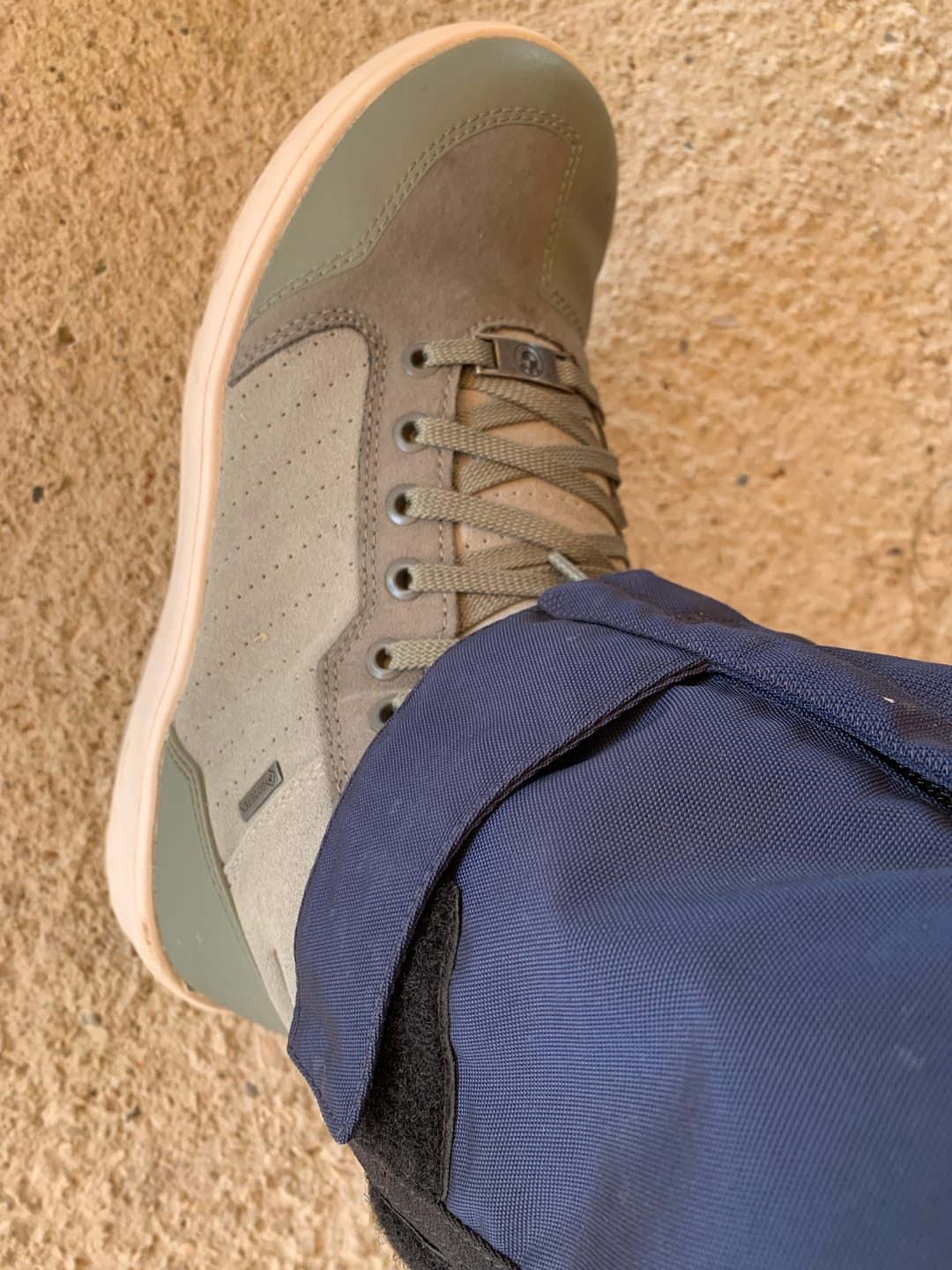Customer photo review of Sneaker Seoul GTX Khaki