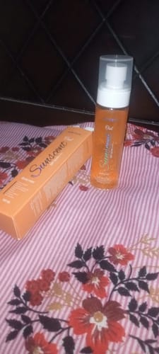 Customer photo review of Sunscent  Oud Body Mist ( Sunscreen Body Spray  SPF 50 PA+++ )