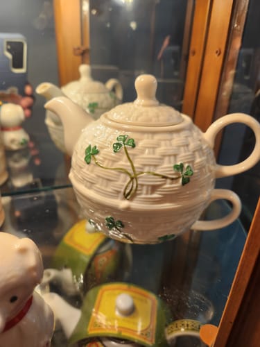 Customer photo review of Belleek Classic Shamrock Tea for One