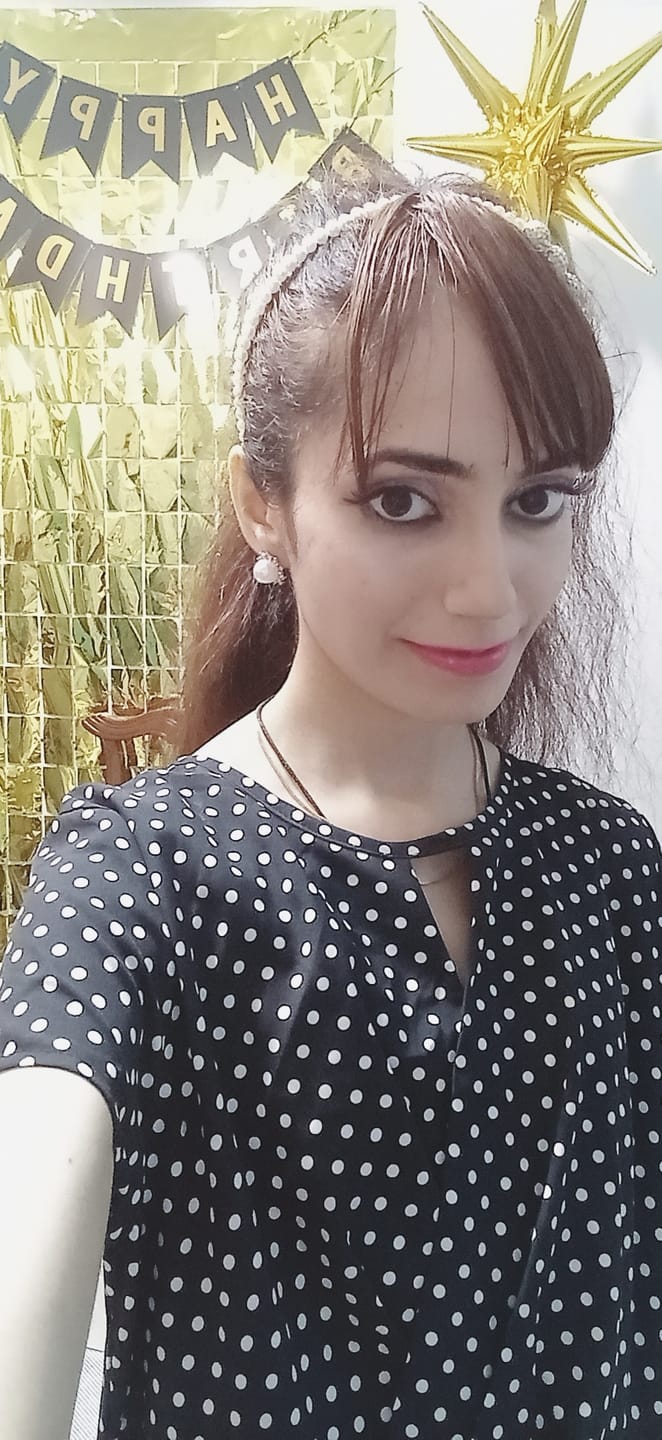 Customer photo review of New 3-Tone Hazel Brown Prescription Colored Contact Lenses