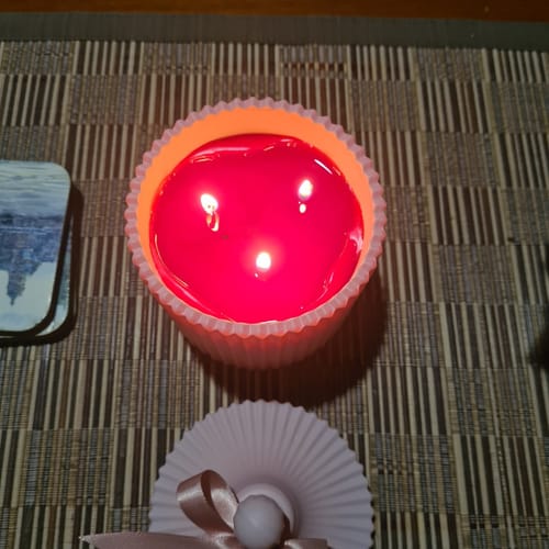 Customer photo review of Winter Rose (Candle)