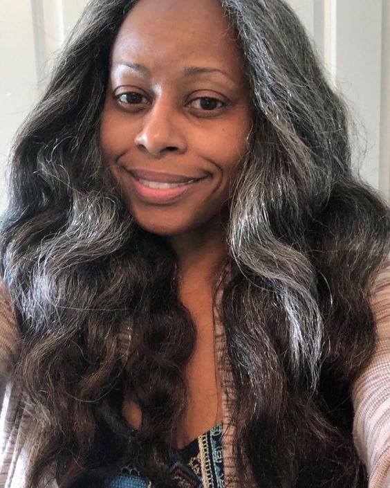 Customer photo review of Luvwin 5x5 Closure Kinky Straight Salt & Pepper Middle Parting Glueless Wig