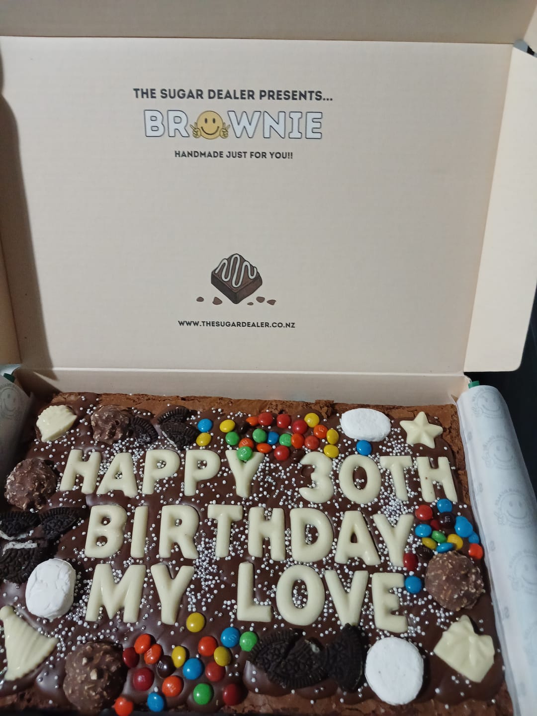 Customer photo review of Mega custom message birthday brownie