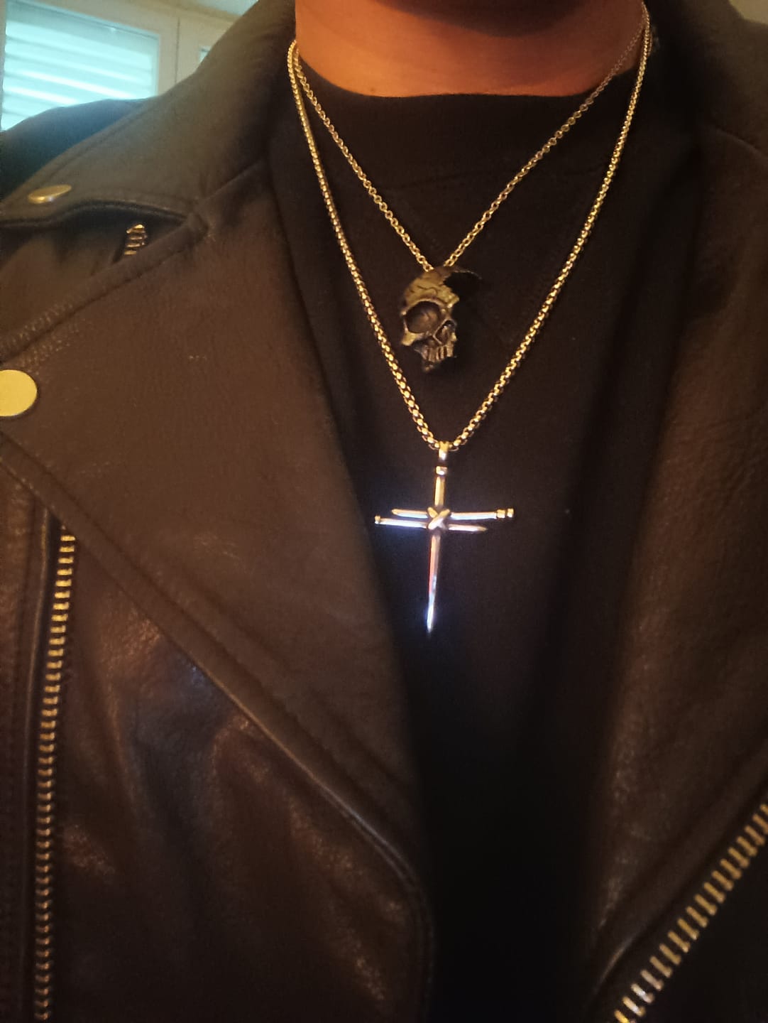 Customer photo review of BROKEN SKULL. - NECKLACE