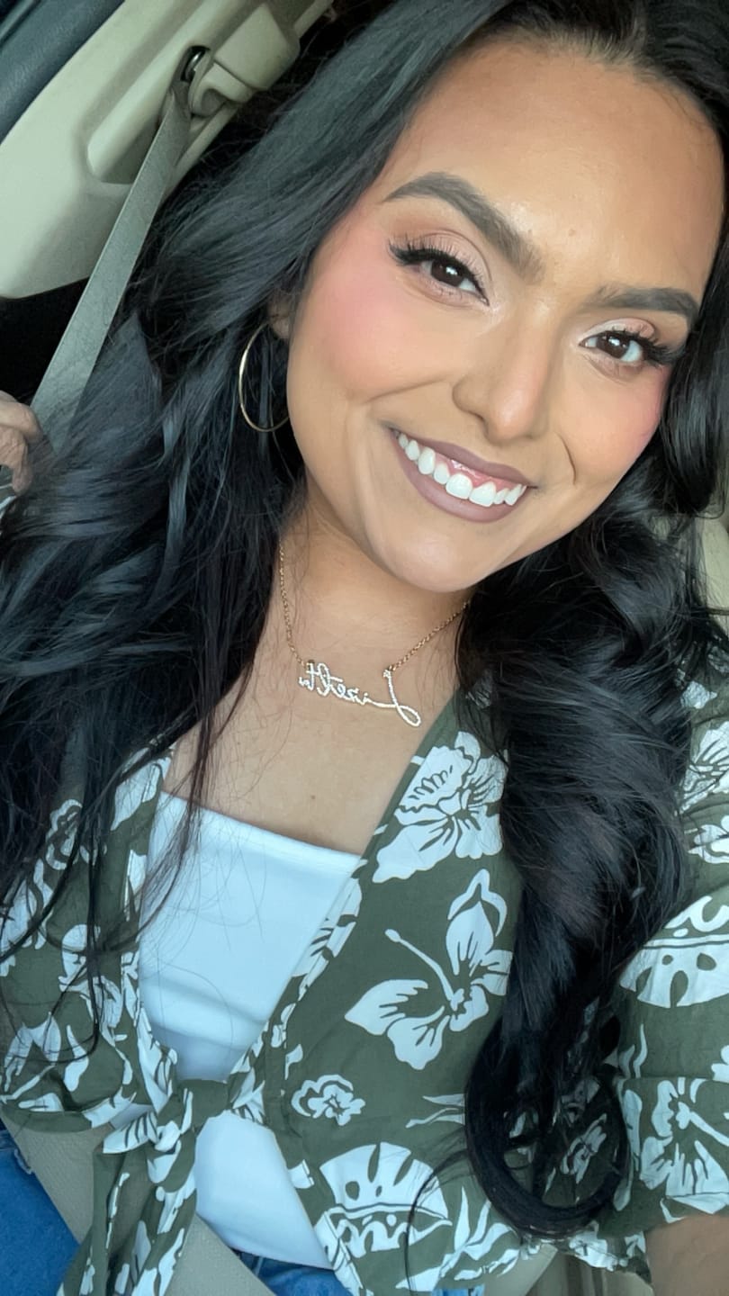 Customer photo review of Luxe Crystal Custom Necklace