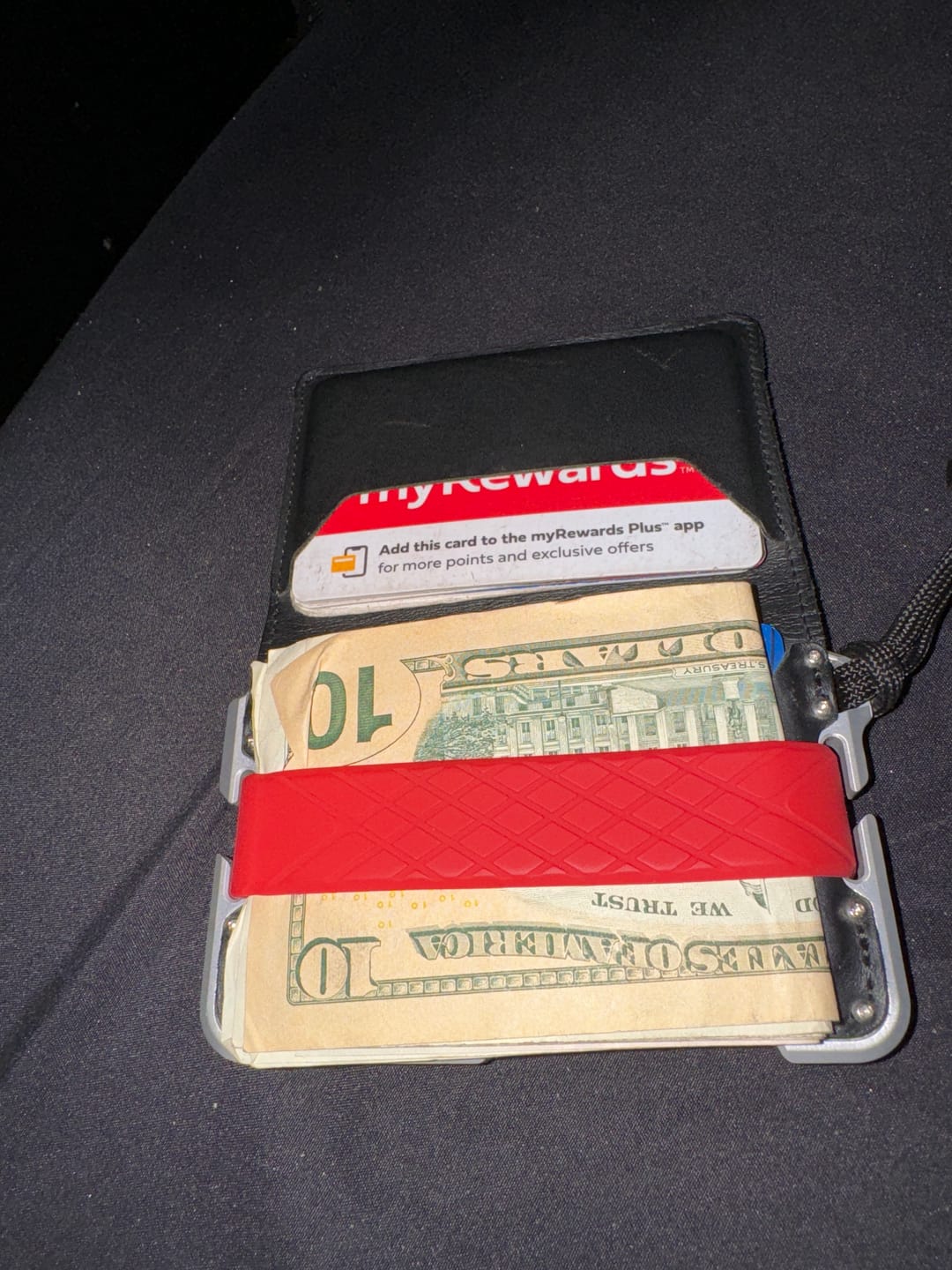 Customer photo review of HORIZONTAL WALLET BANDS (D-Series and T-Series Wallets)