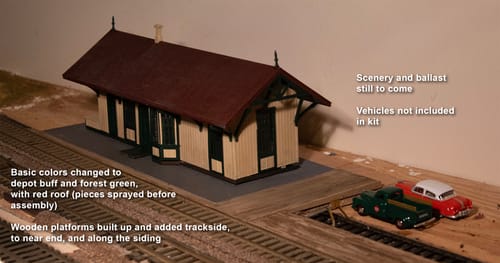 Customer photo review of ATLAS 0720 MAYWOOD STATION KIT (TAN W/ BROWN TRIM), HO Scale
