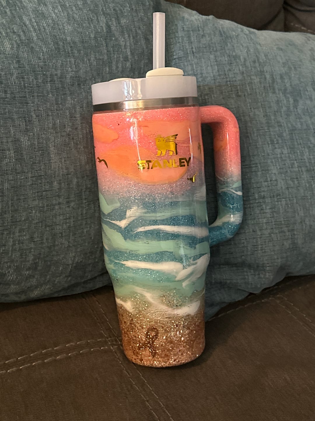 Customer photo review of PRESALE Glitter Peach Beach Stanley 30oz