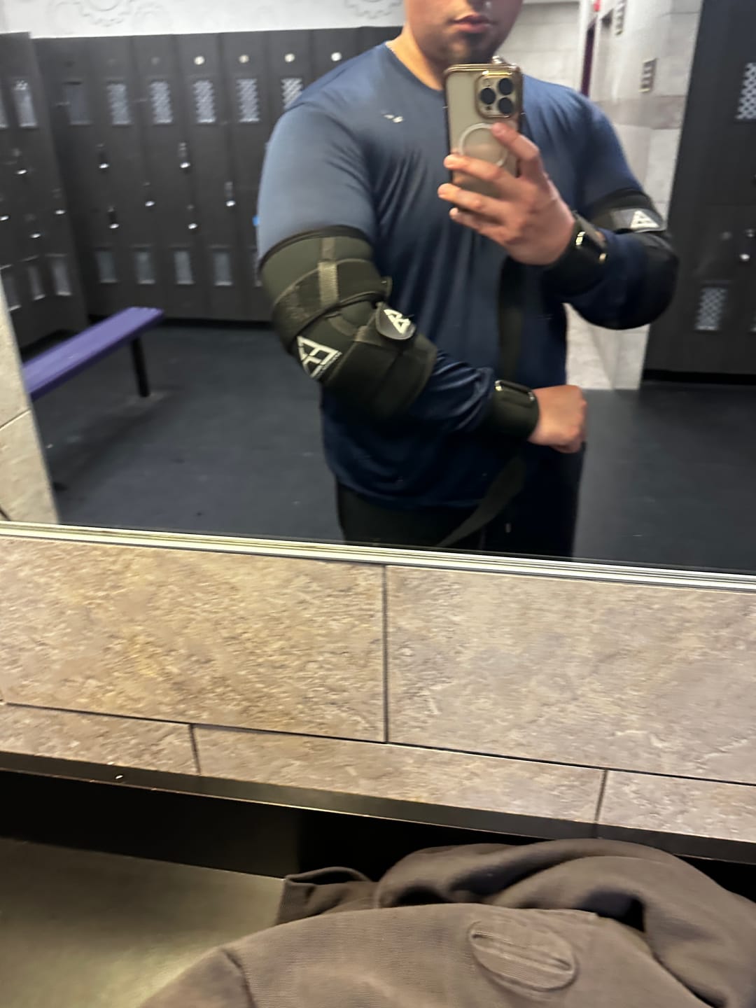Customer photo review of XTREME POWER ELBOW SLEEVES