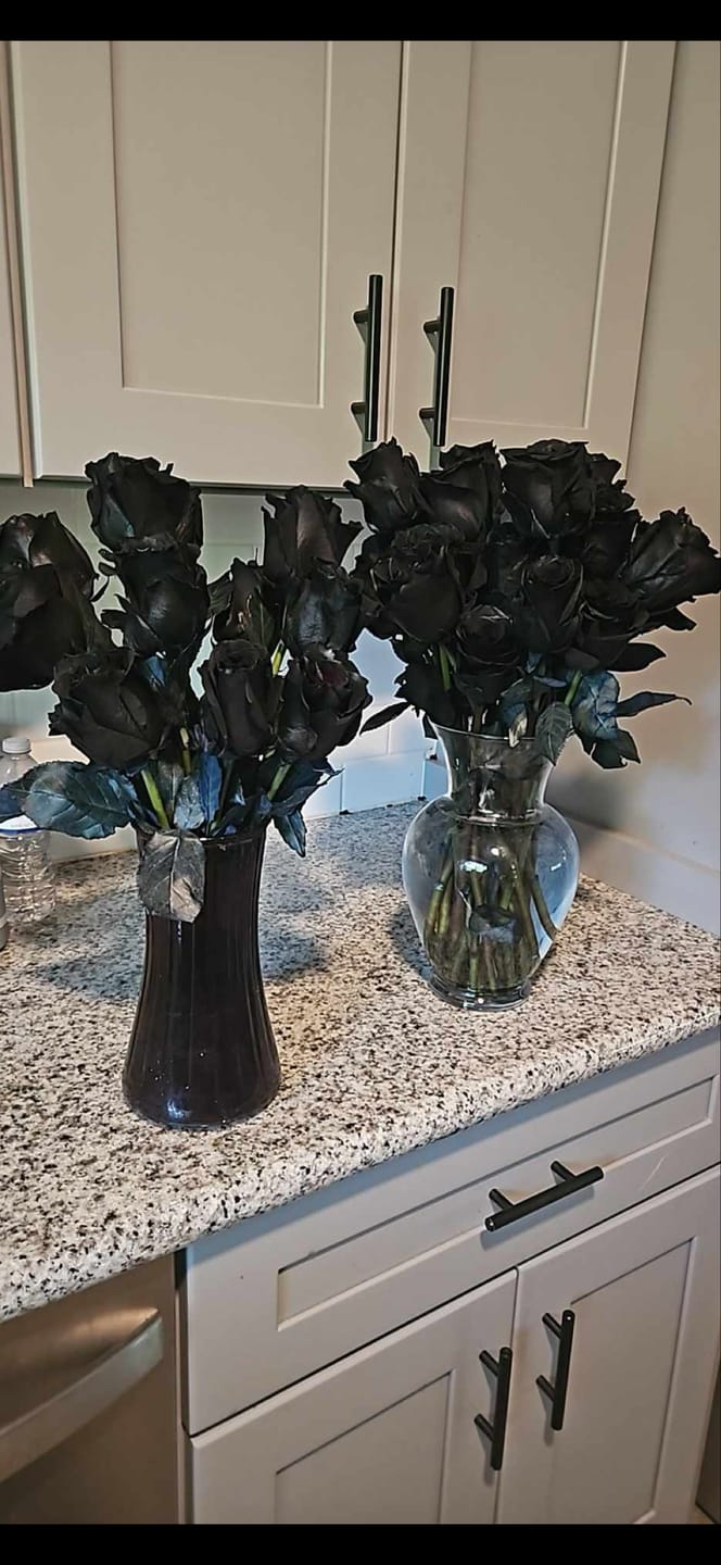 Customer photo review of Black Roses