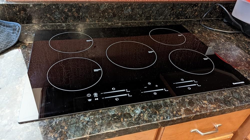 Customer photo review of Thermomate 30 Inch Built-in Induction Cooktop w/ 5 Burners