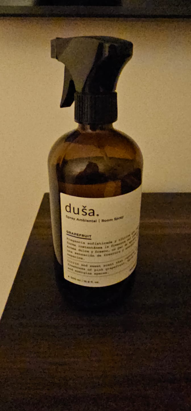 Customer photo review of Grapefruit - Recarga Aromatizante en Spray |  Para Telas y Ropa de Cama  -  1000 ml