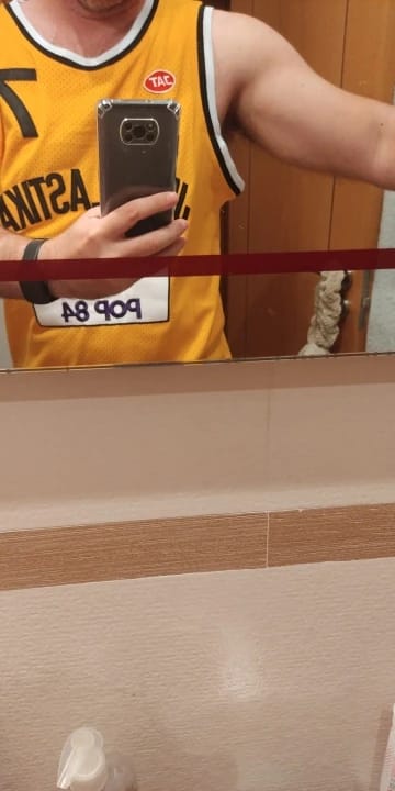 Customer photo review of Toni Kukoc Jugoplastika Croatia Basketball Jersey Retro