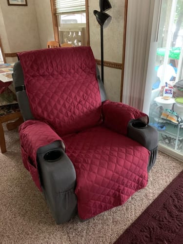 Customer photo review of Non Slip Recliner Chair Slipcover with Elastic Strap