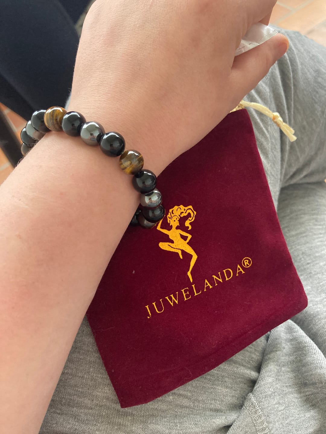 Customer photo review of DREIFACHER SCHÜTZER Tigerauge - Hämatit - Schwarzer Obsidian