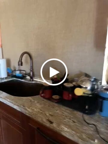 Customer video review of SmartWings Motorized Roller Shades 100% Blackout Vigor