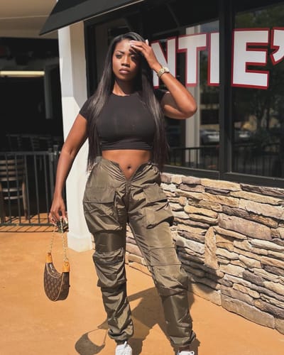 Customer photo review of V Cut Cargo Joggers Army Green