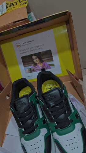 Customer photo review of ELEVEN-ELEVEN black green Men's casual sneaker