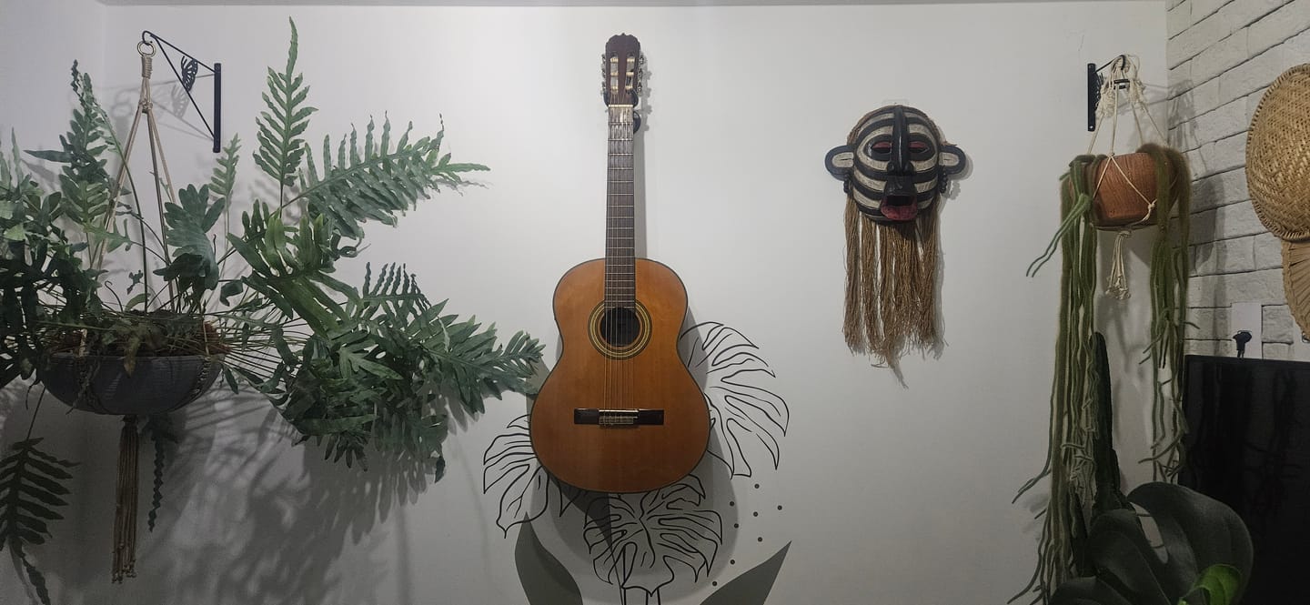 Customer photo review of Máscara Borneo em Madeira | Sarawak